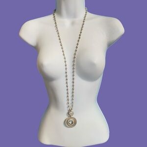 JESSICA SIMPSON Long Necklace Pendant Silvertone Rhinestones